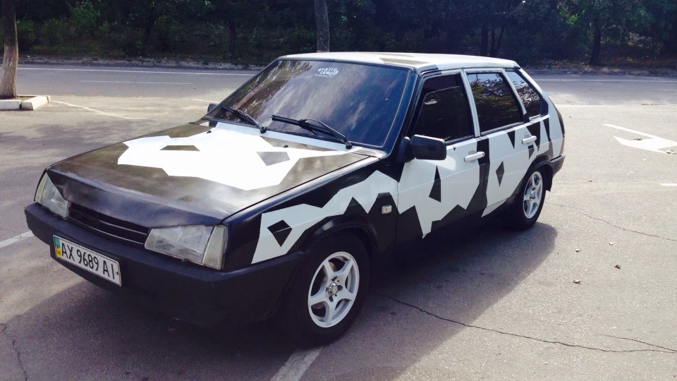 Lada 2109 almost White Nine 5