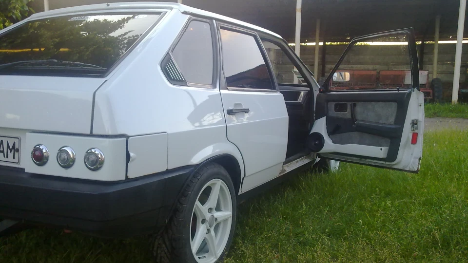 Lada 2109 atmo 5
