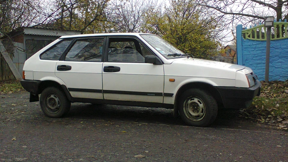 Lada 2109 Біла черепаха) 2
