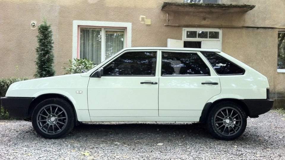 Lada 2109 безпонтова =) 3