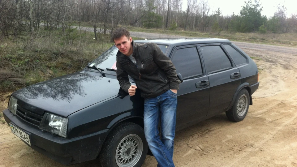 Lada 2109 black nine 2