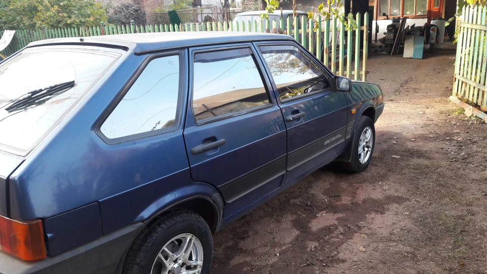 Lada 2109 Blue label 4