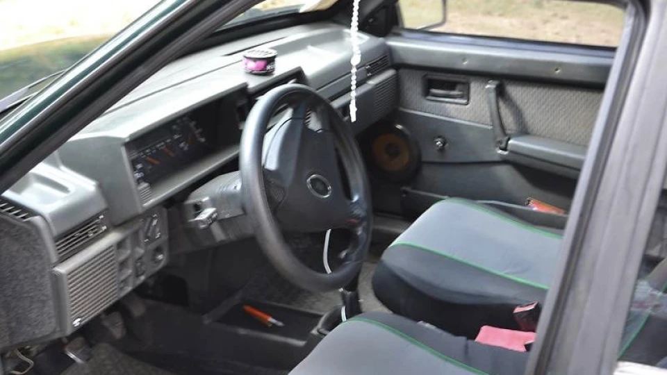 Lada 2109 Пляшковий металік 1.5 3
