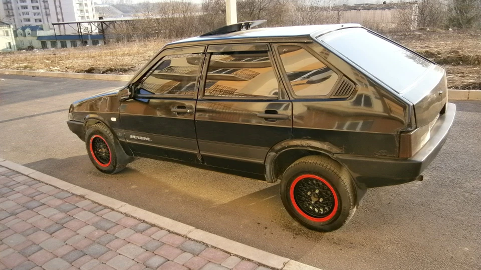Lada 2109 Чорна мрія 4