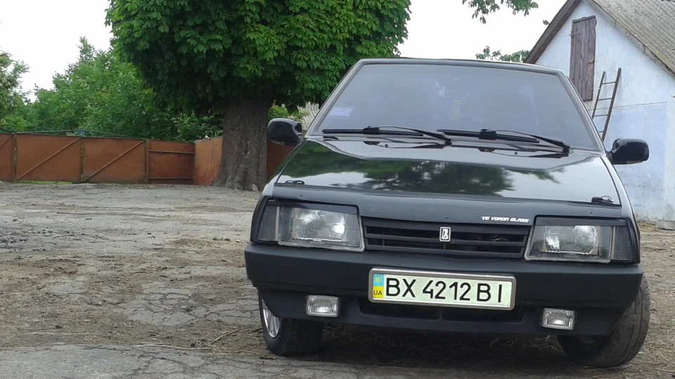 Lada 2109 Чорний дивятос 3