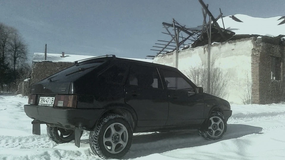 Lada 2109 Чорний Карб 3