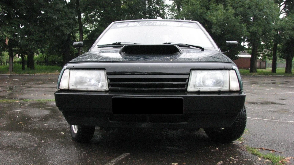 Lada 2109 dark green metallic 5