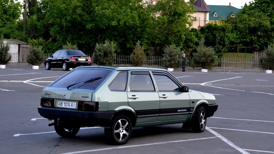 Lada 2109 Дев'ятиночка 4