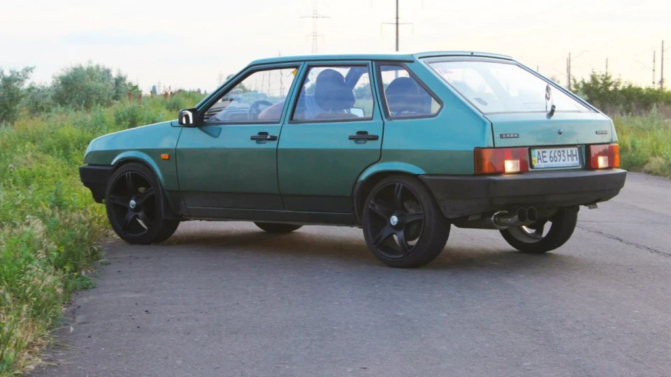 Lada 2109 Grinch 3