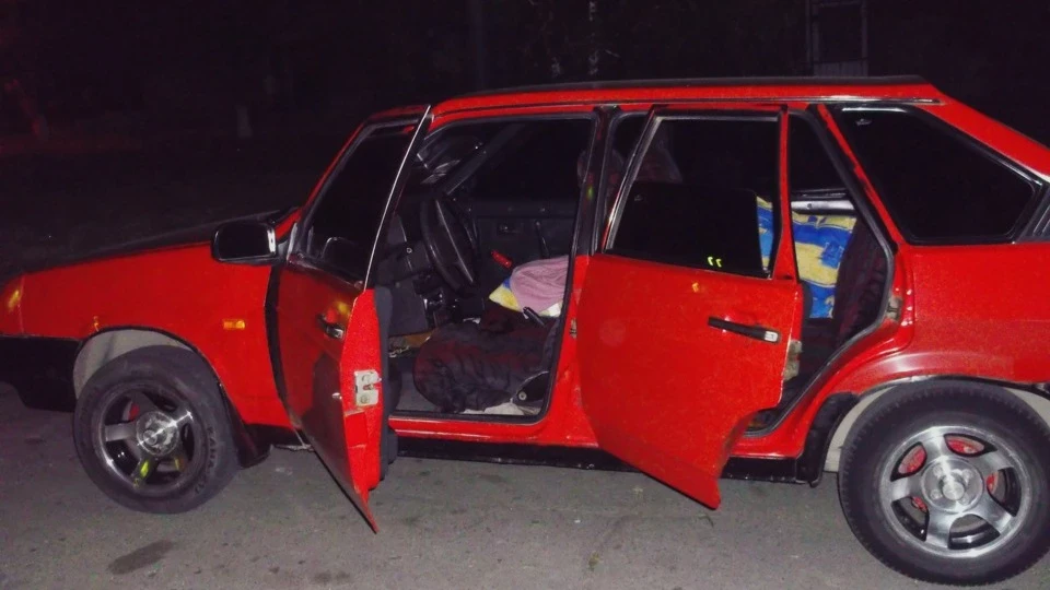 Lada 2109 червона ластівка 3