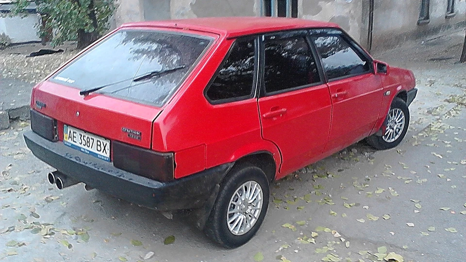 Lada 2109 Червона 2