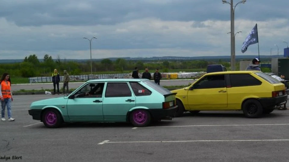 Lada 2109 Low 5