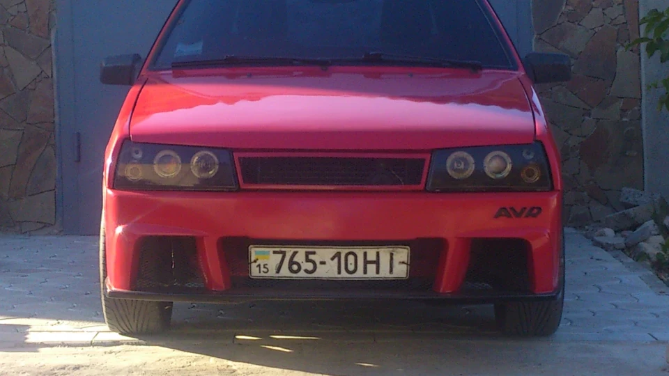Lada 2109 Red & Black 3