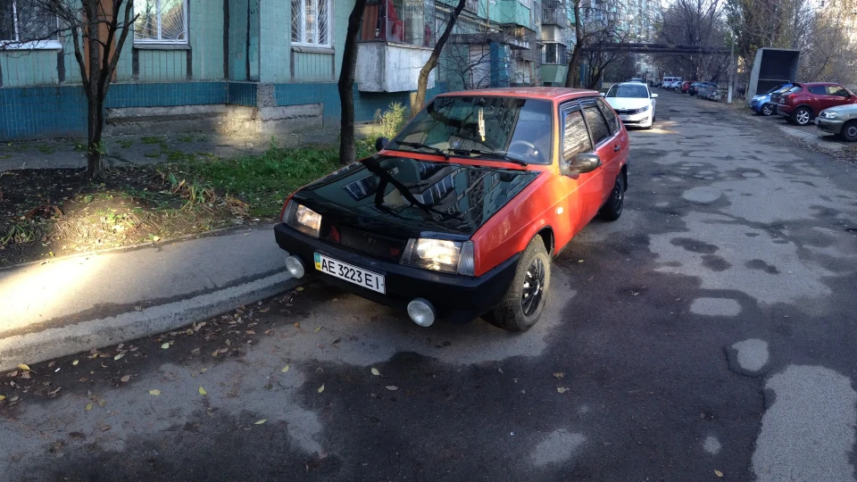 Lada 2109 red nine 4