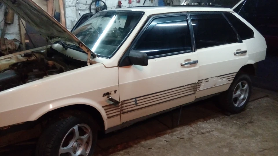 Lada 2109 Safari 5