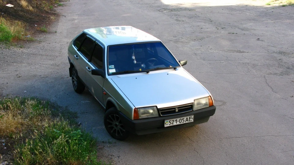 Lada 2109 Сріблястий Вогонь 2
