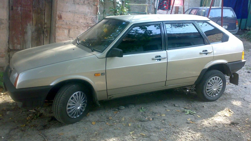 Lada 2109 Сріблястий Вогонь 5