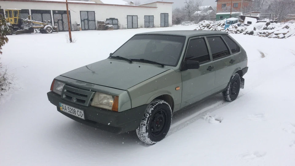 Lada 2109 Space Grey 4