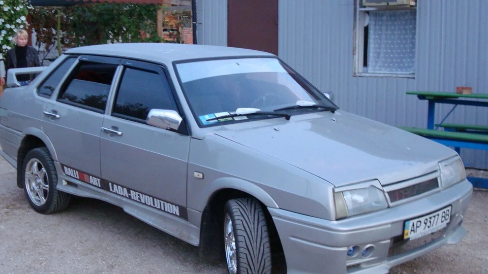 Lada 21099 5