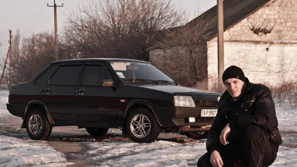 Lada 21099 2