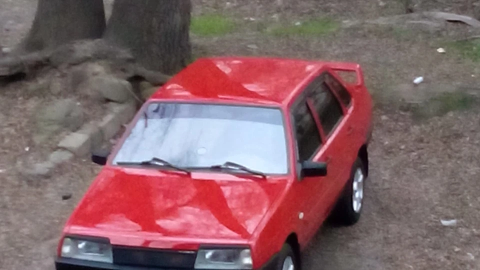 Lada 21099 2