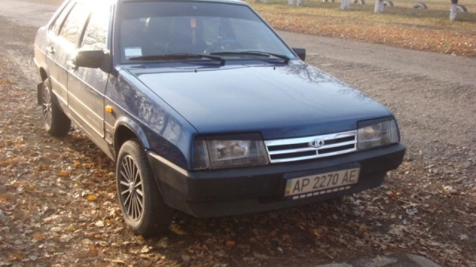 Lada 21099 3
