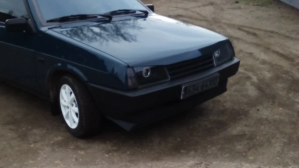 Lada 21099 2