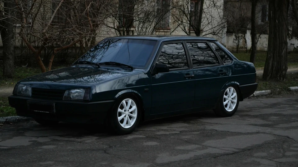 Lada 21099 3