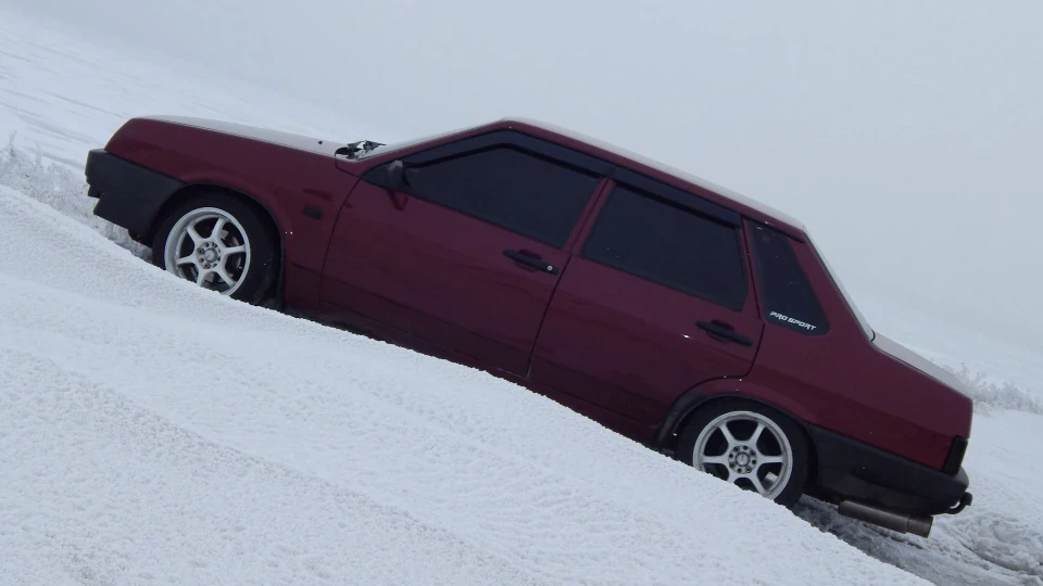 Lada 21099 2