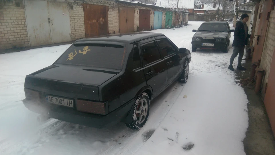 Lada 21099 2