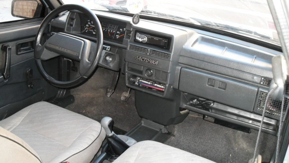 Lada 21099 4