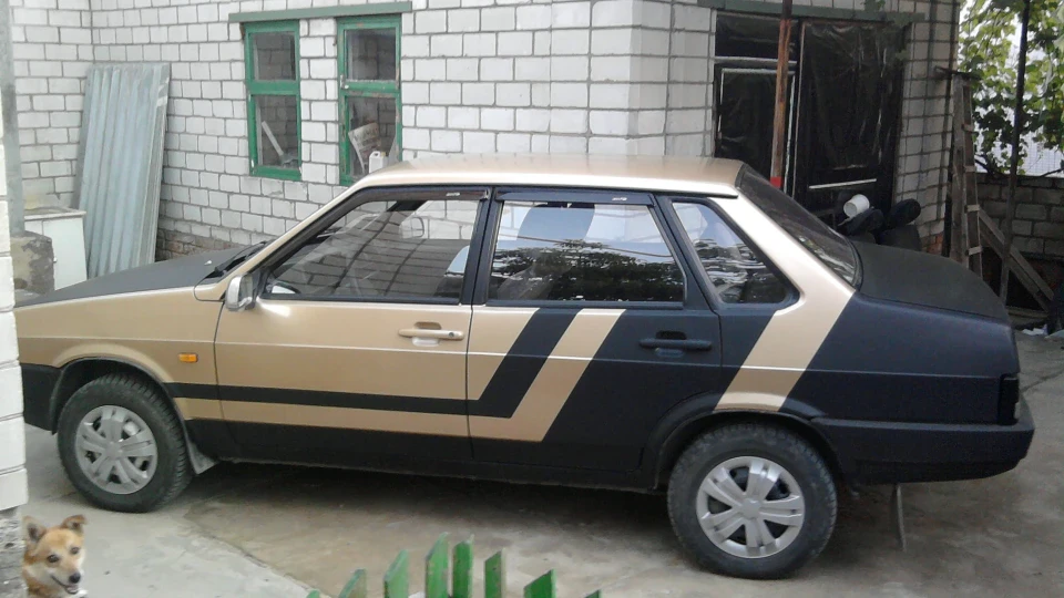Lada 21099 3