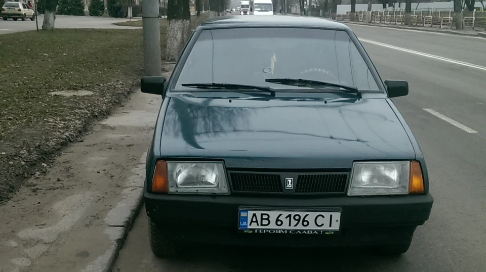 Lada 21099