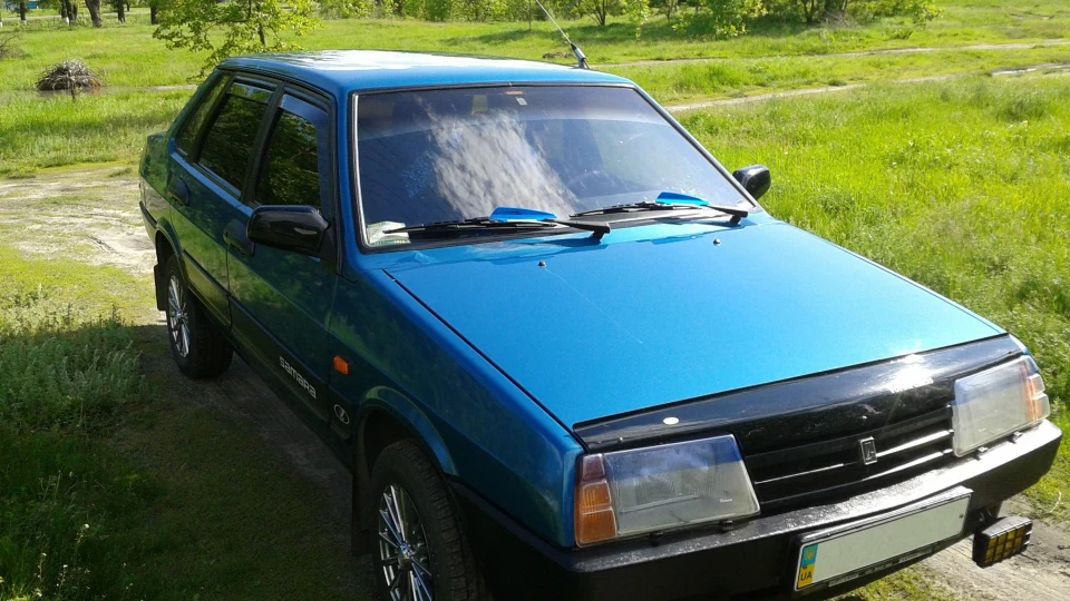 Lada 21099