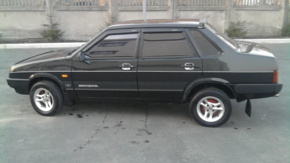 Lada 21099 3