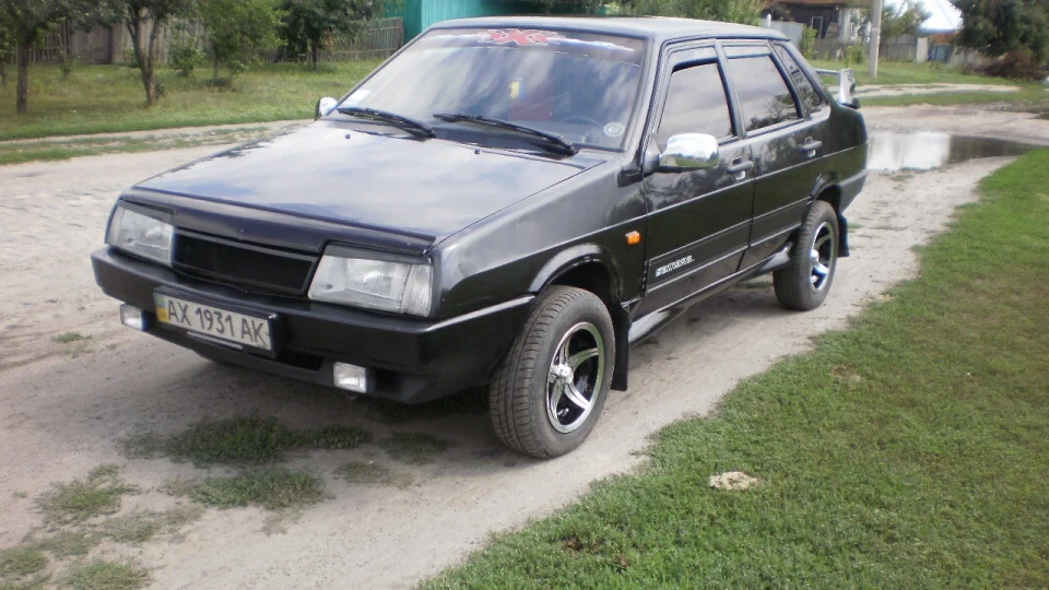 Lada 21099 3