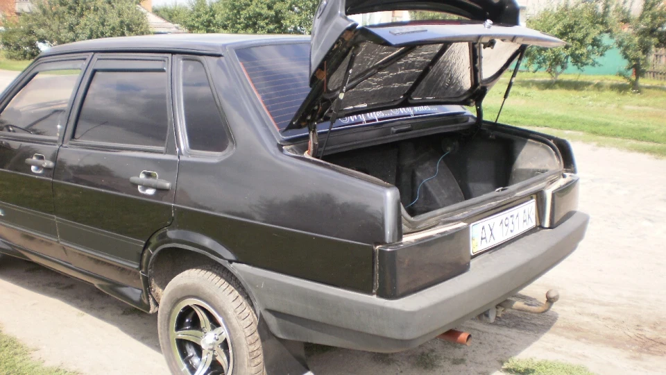 Lada 21099 5
