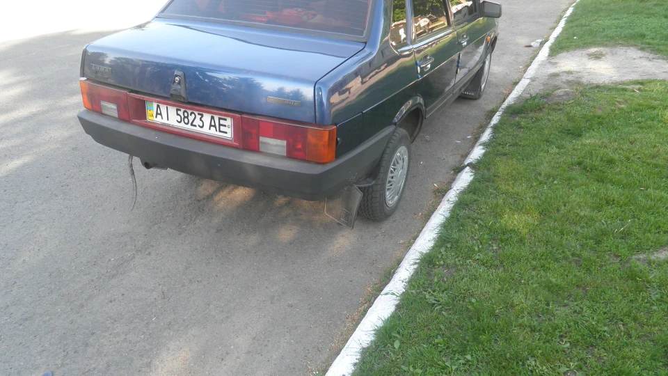 Lada 21099