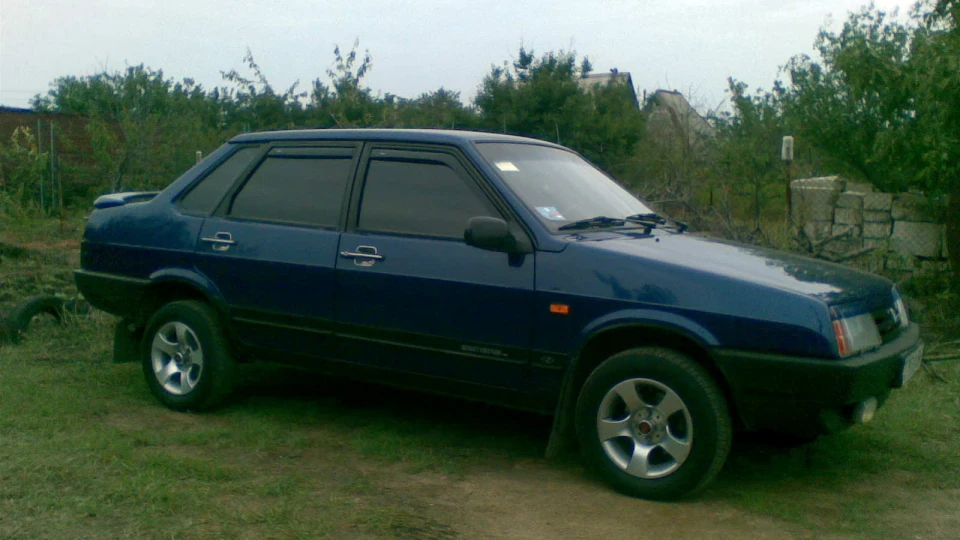 Lada 21099