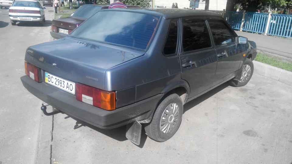 Lada 21099