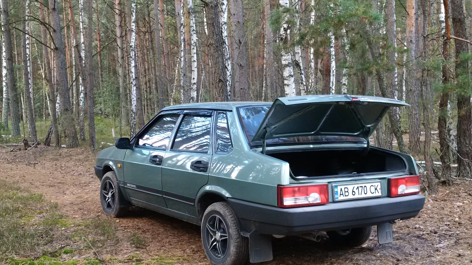 Lada 21099 5