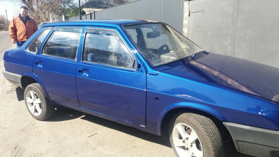 Lada 21099 5