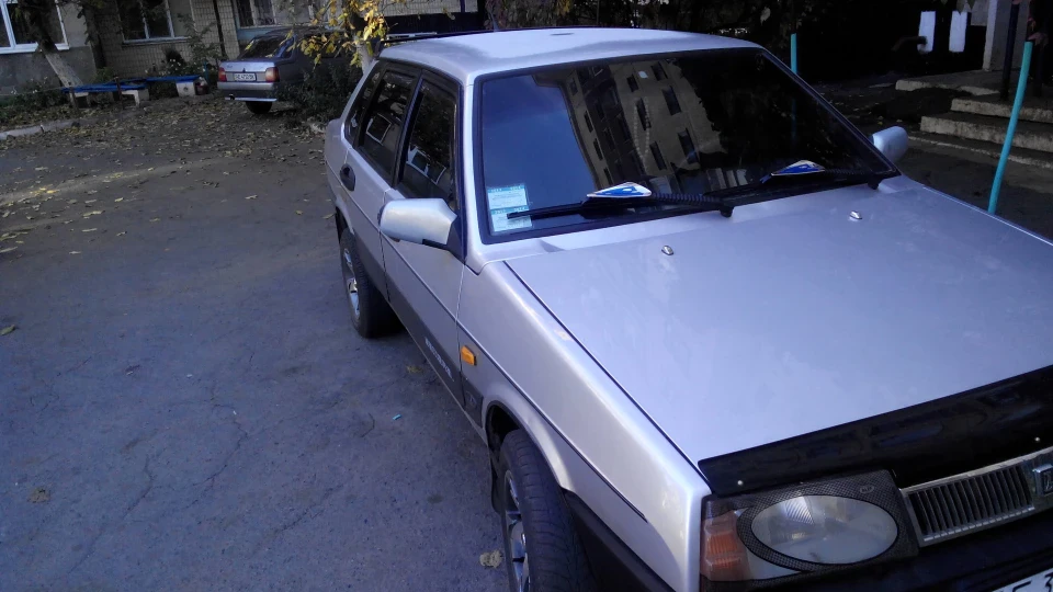 Lada 21099