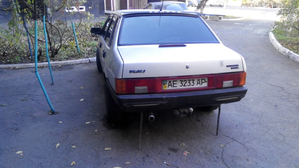Lada 21099 3