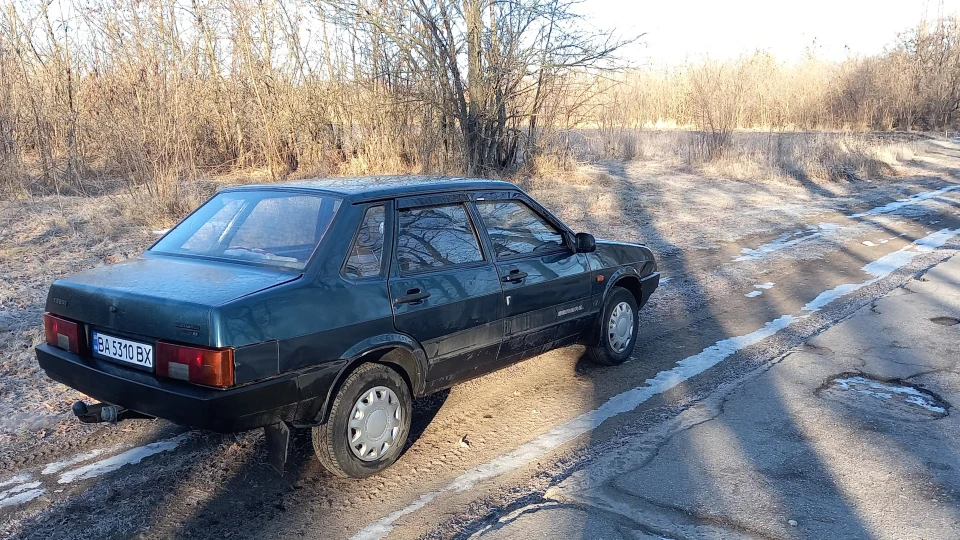 Lada 21099 3