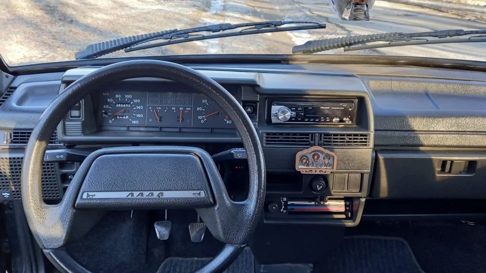 Lada 21099 5
