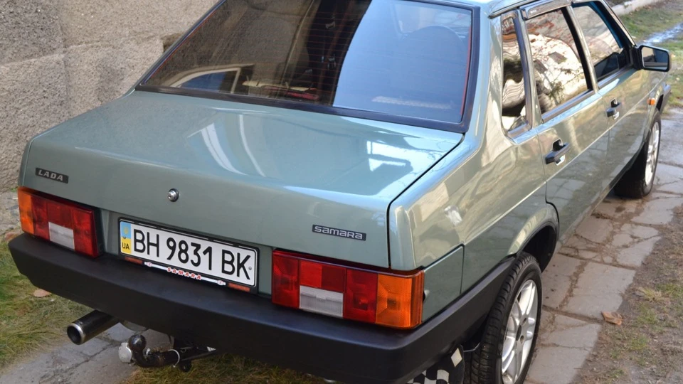 Lada 21099 2