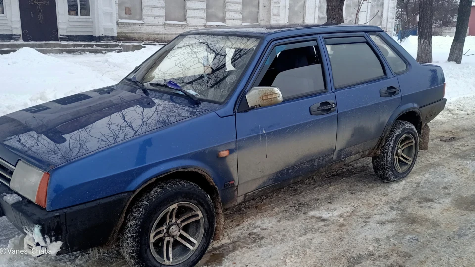 Lada 21099