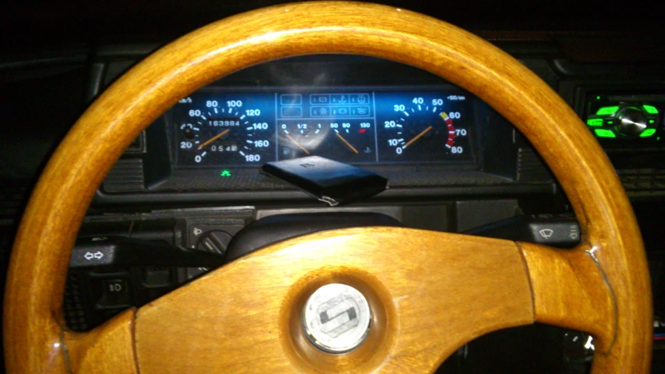 Lada 21099 4