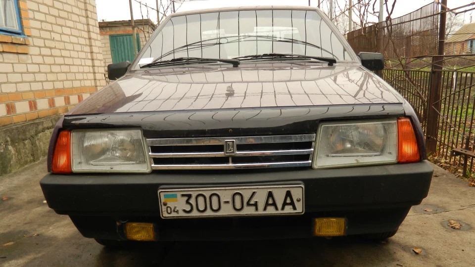 Lada 21099 2